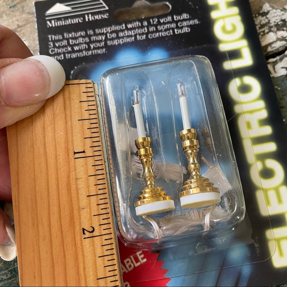 Miniature dollhouse lights - Picture 4 of 4